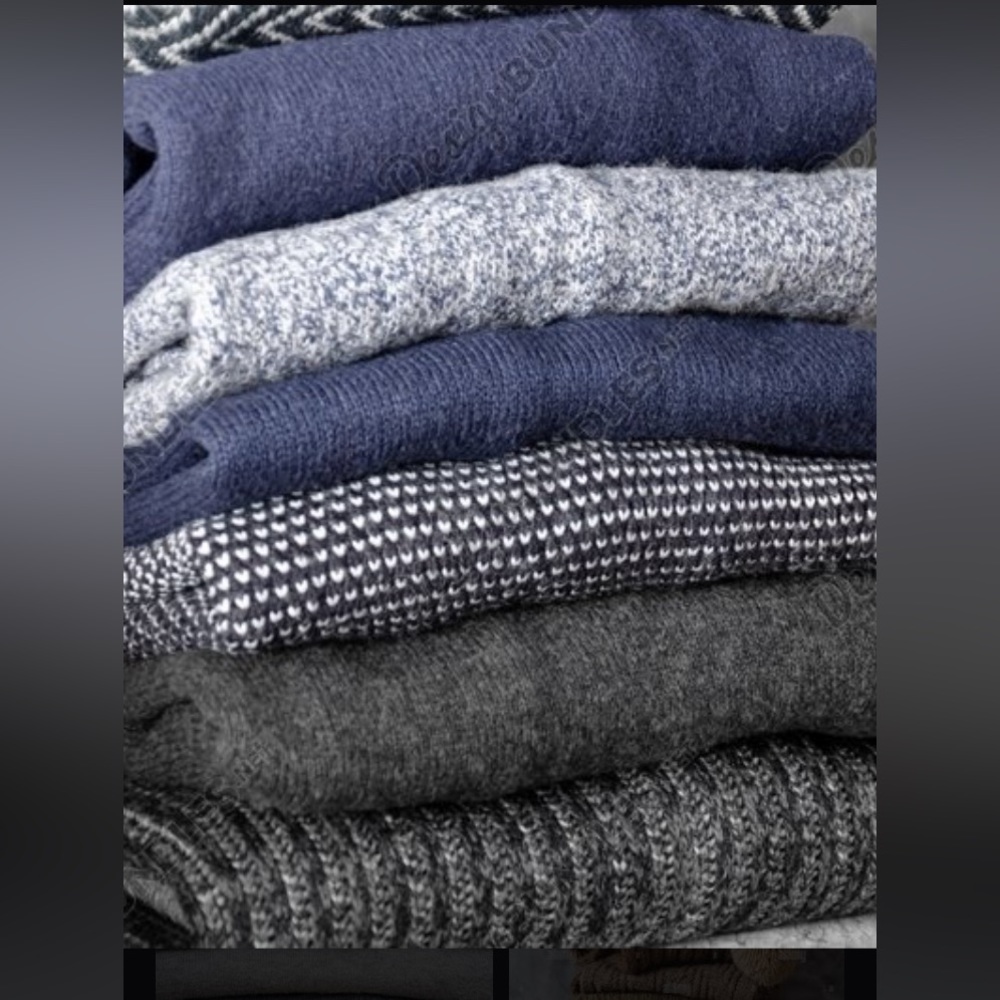 Sweater / Knit Box